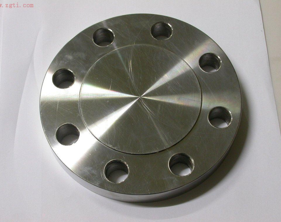 Pay attention to details in titanium flange hot processing!